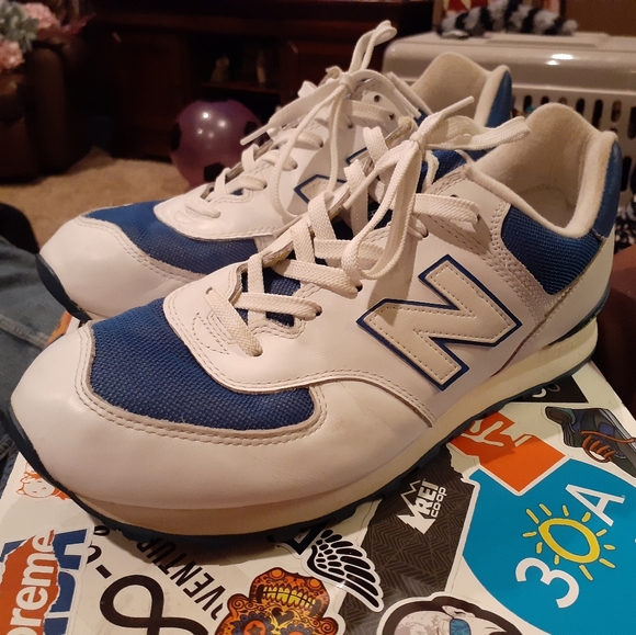 new balance 572 gold